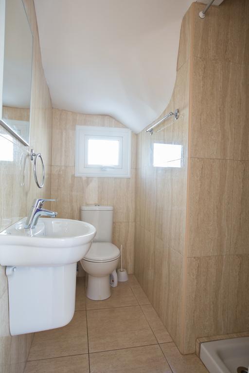 Avra Villas Паралимни Стая снимка